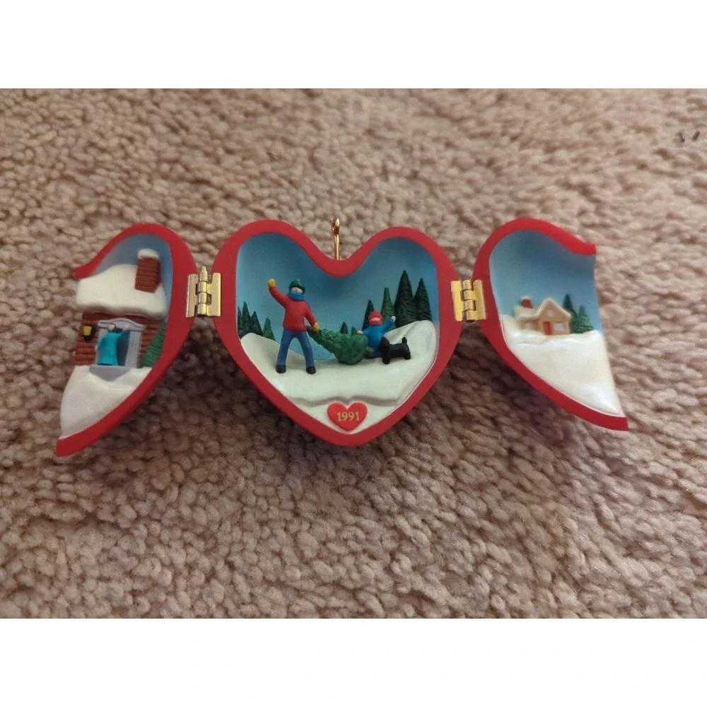 Hallmark Keepsake Ornament 1991 Heart of‎ Christmas Orig Box